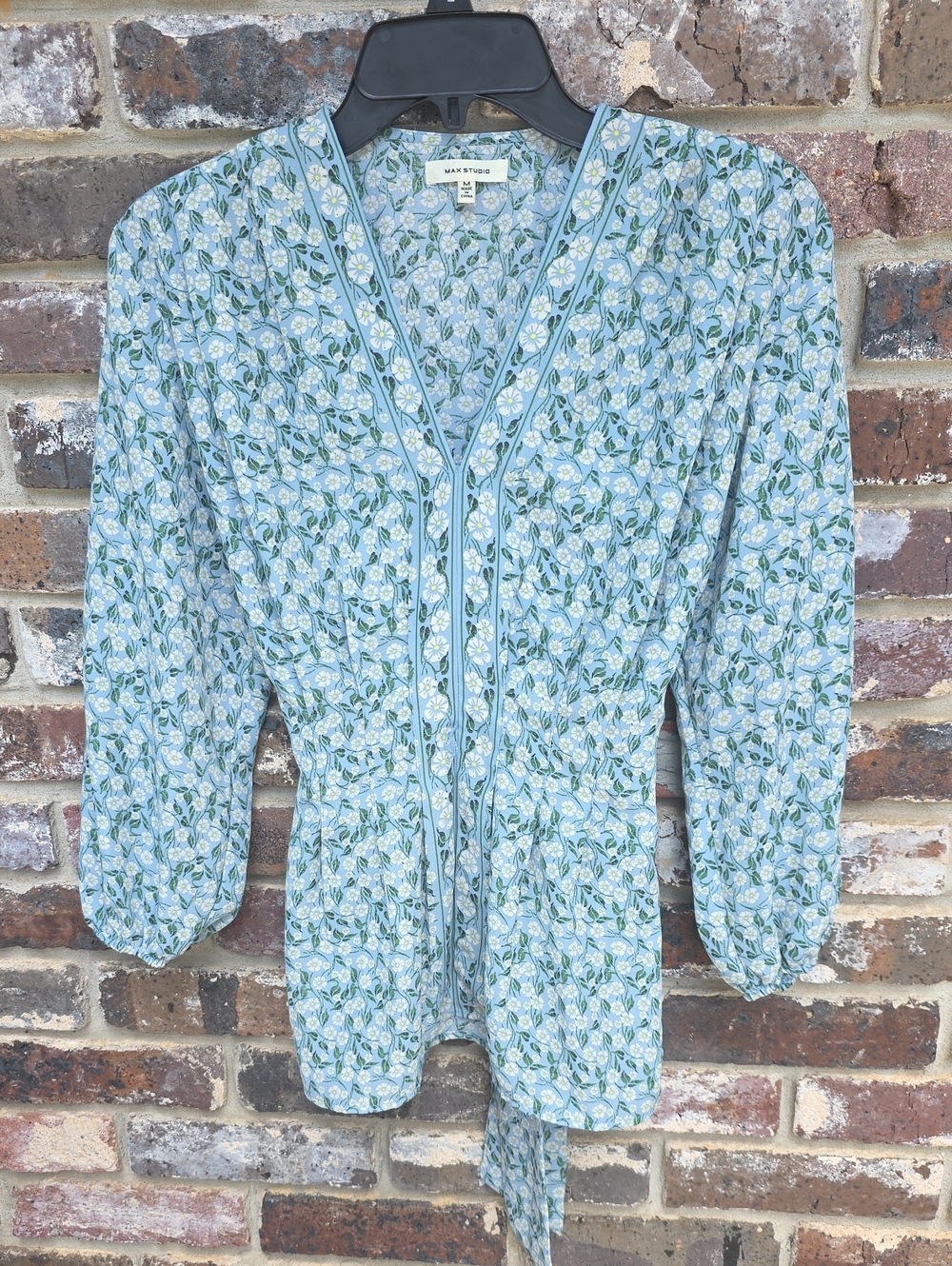 Max Studio Sky Blue Floral Tie-Waist Tunic Medium Relaxed